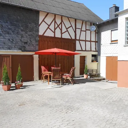 Paula In Im Hunsrueck, Cleaning Included Tatil Evi