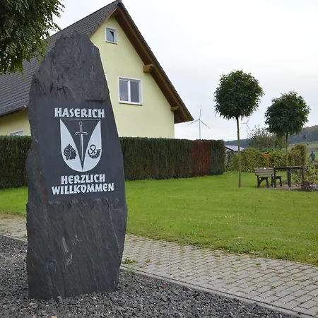 Paula In Im Hunsrueck, Cleaning Included * Haserich